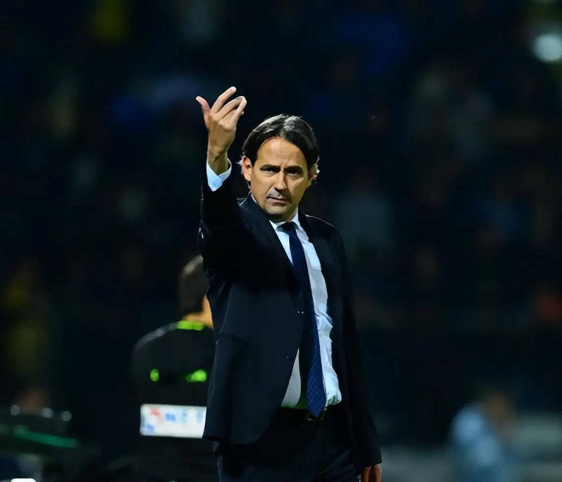 包含AC米兰主场惨遭绝杀，欧战资格岌岌可危的词条