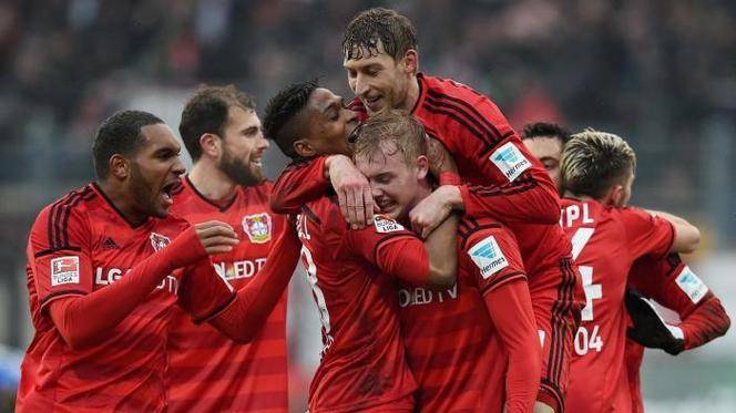 法兰克福主场胜利,表现出色保持势头的简单介绍 法兰克福主场胜利,表现出色保持势头的简单介绍