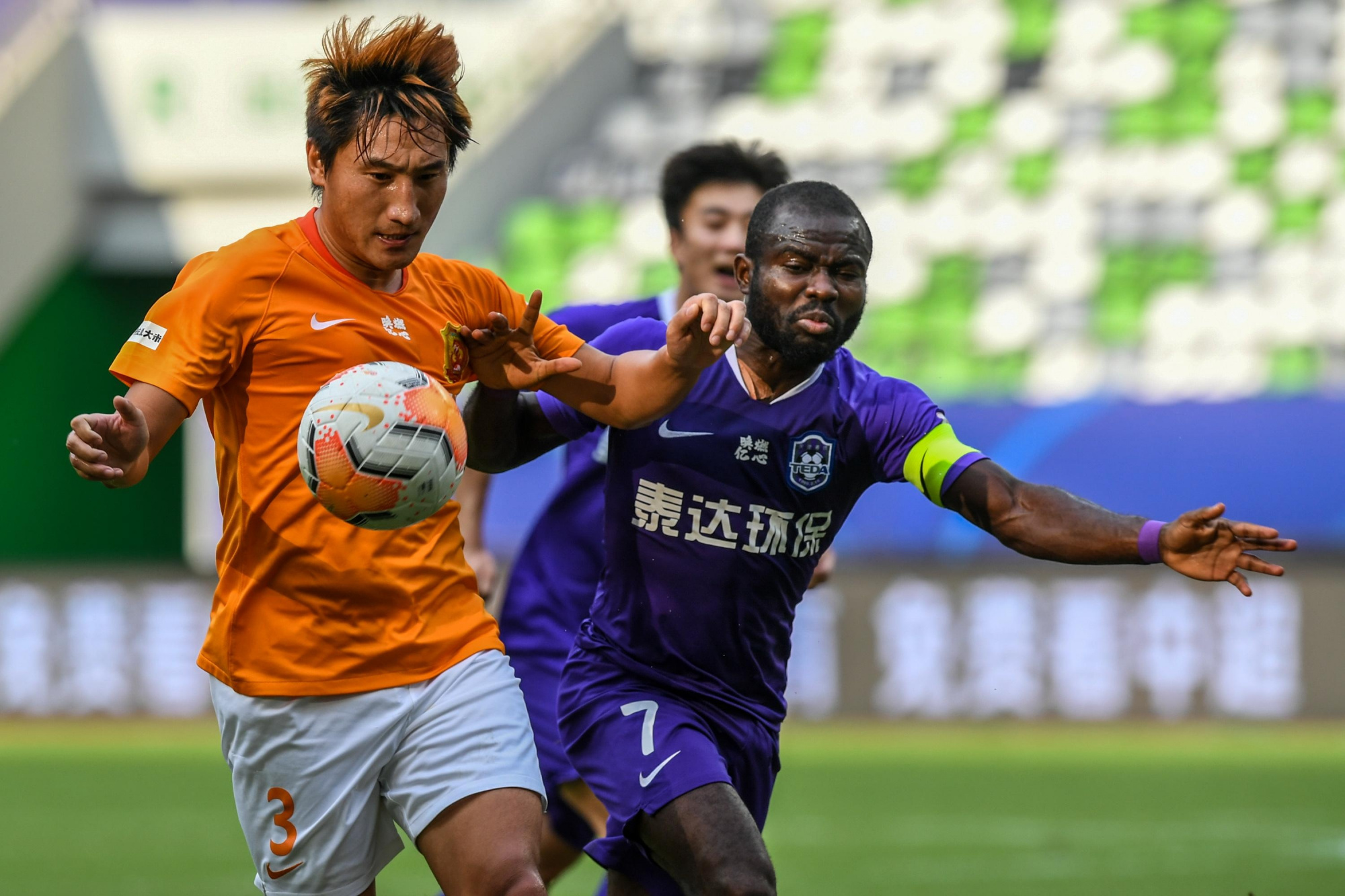 九游体育官网入口-包含天津泰达主场取胜，小组赛前景一片光明的词条