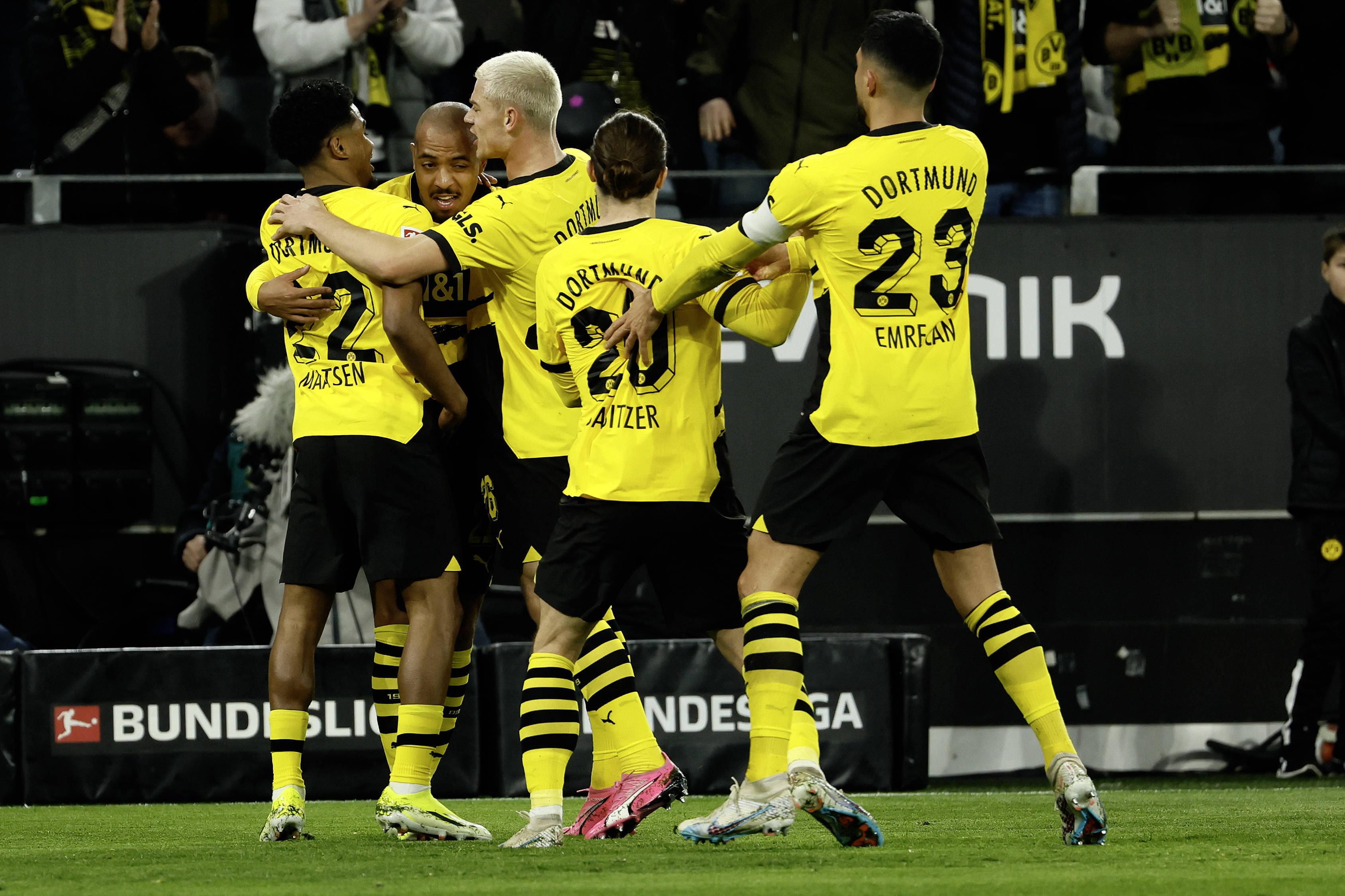 九游体育下载-沃尔夫斯堡遭遇连败，主帅下课传言四起的简单介绍