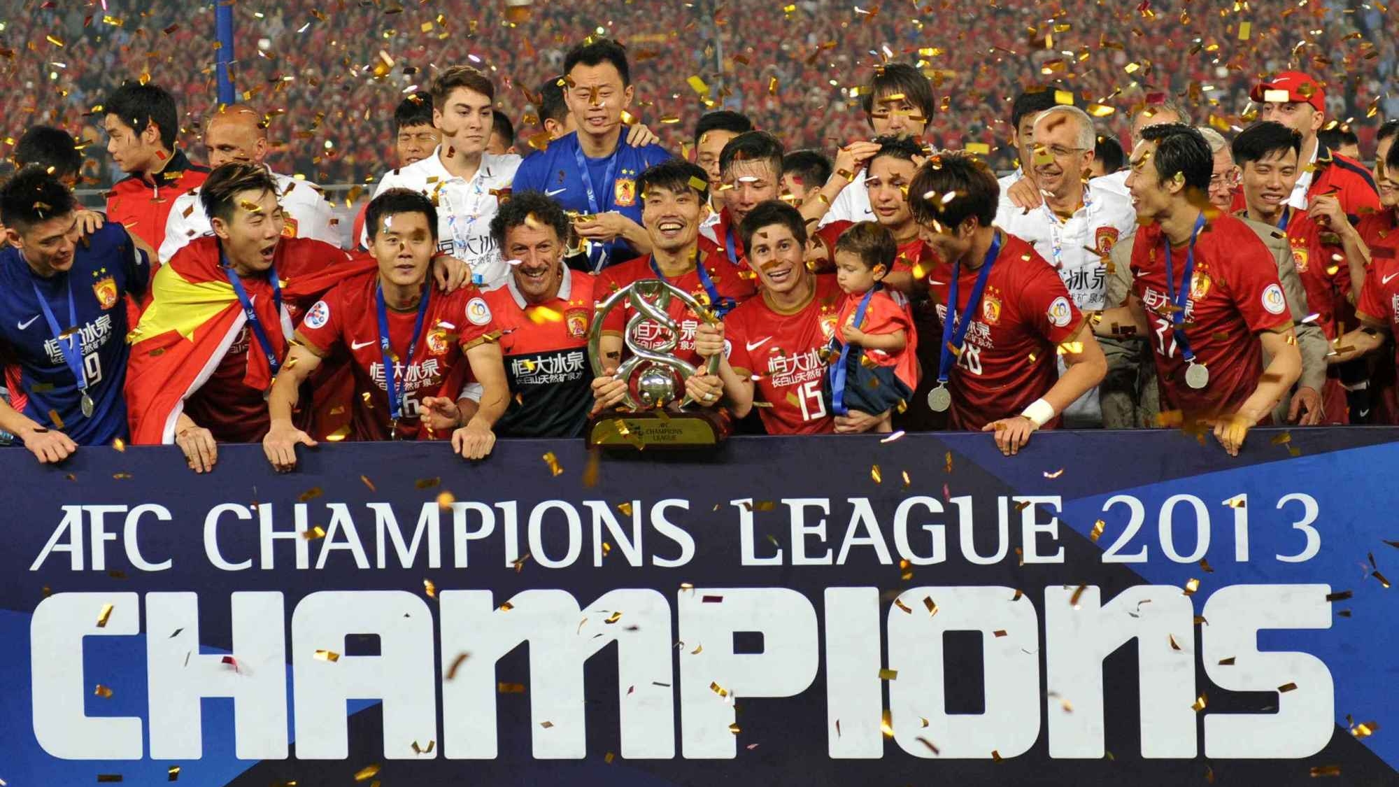 来自各国的豪门球队激战,争夺尊贵荣誉的简单介绍 来自各国的豪门球队激战,争夺尊贵荣誉的简单介绍