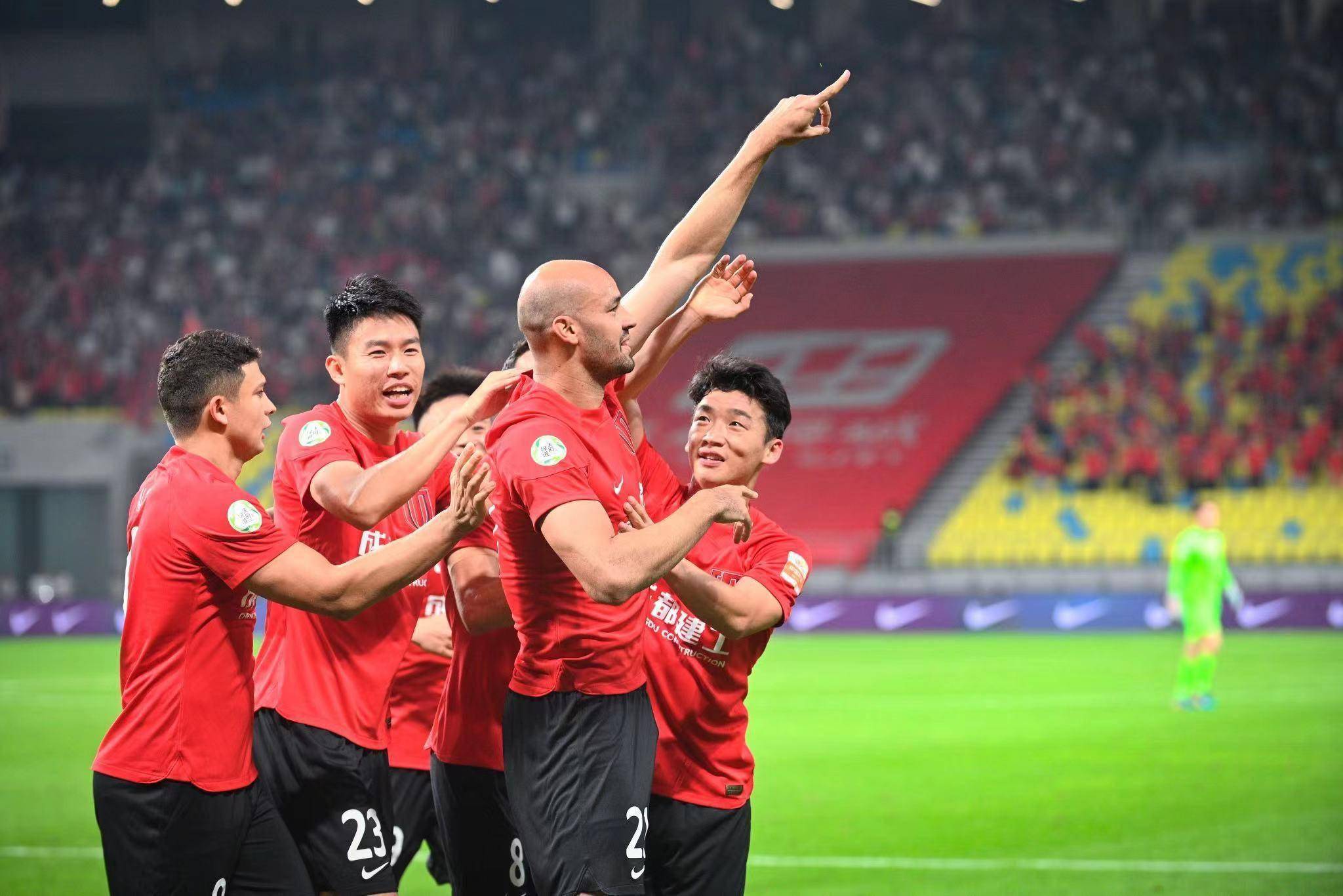 江苏舜天主场力压上海东亚,暂时稳步冲顶的简单介绍 江苏舜天主场力压上海东亚,暂时稳步冲顶的简单介绍