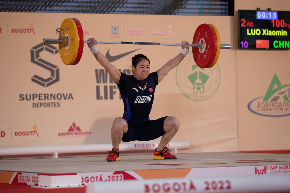 包含越南女子举重选手勇夺铜牌，即将出征半决赛的词条