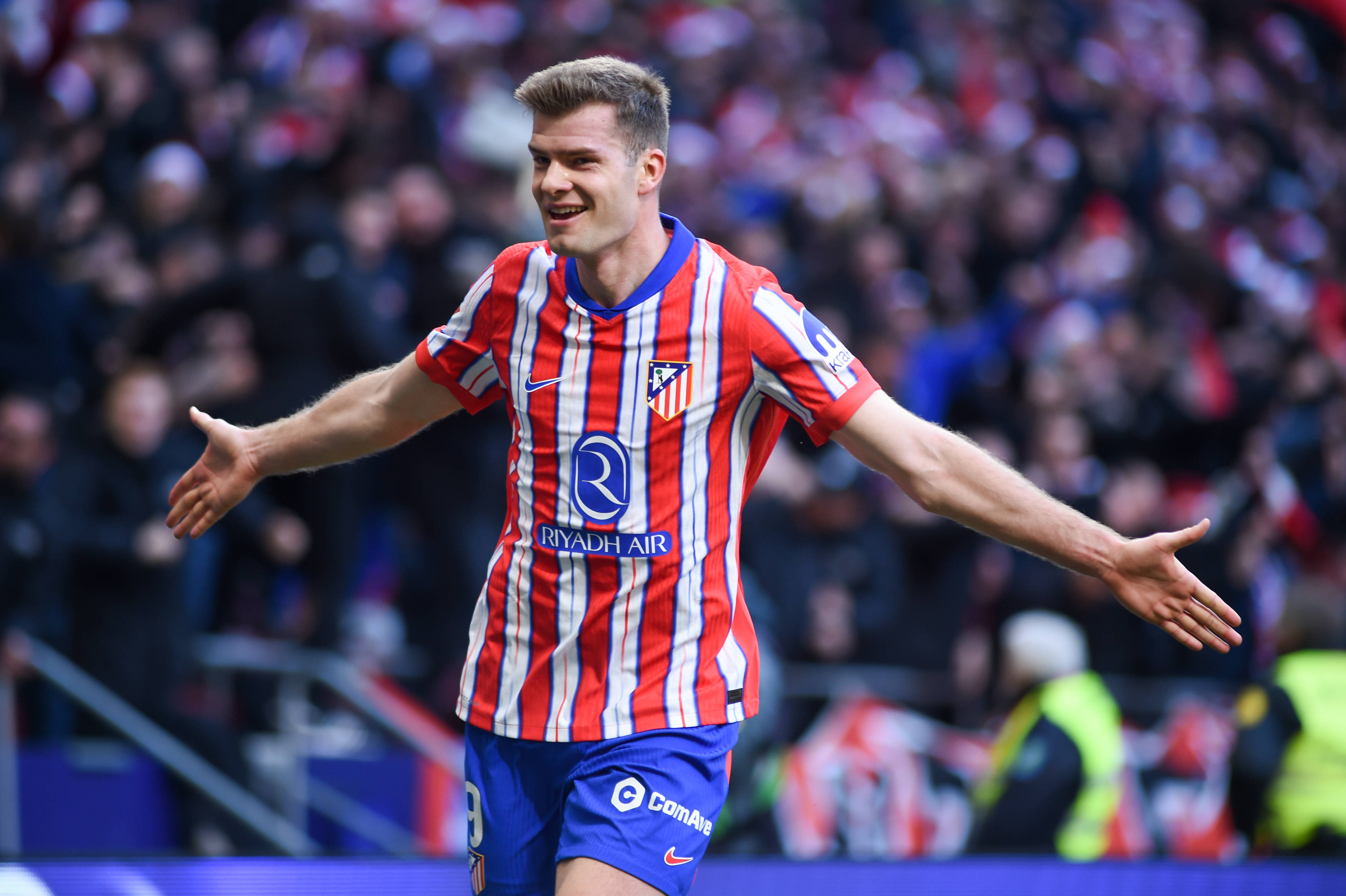 马竞主场不敌西汉姆联,遭受落败 马竞主场不敌西汉姆联,遭受落败