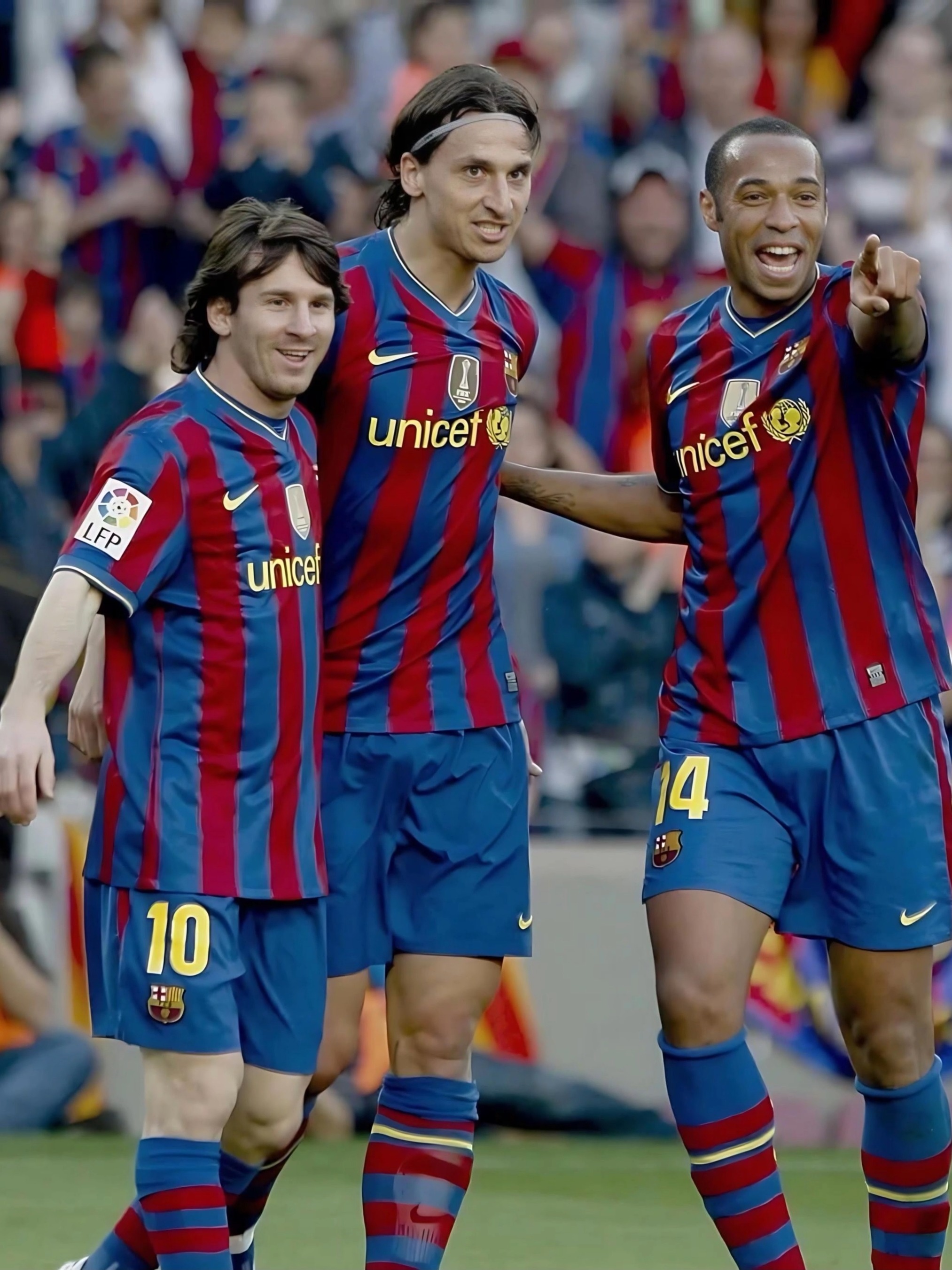 关于足球运动者再现辉煌,卓越技艺!的信息 关于足球运动者再现辉煌,卓越技艺!的信息