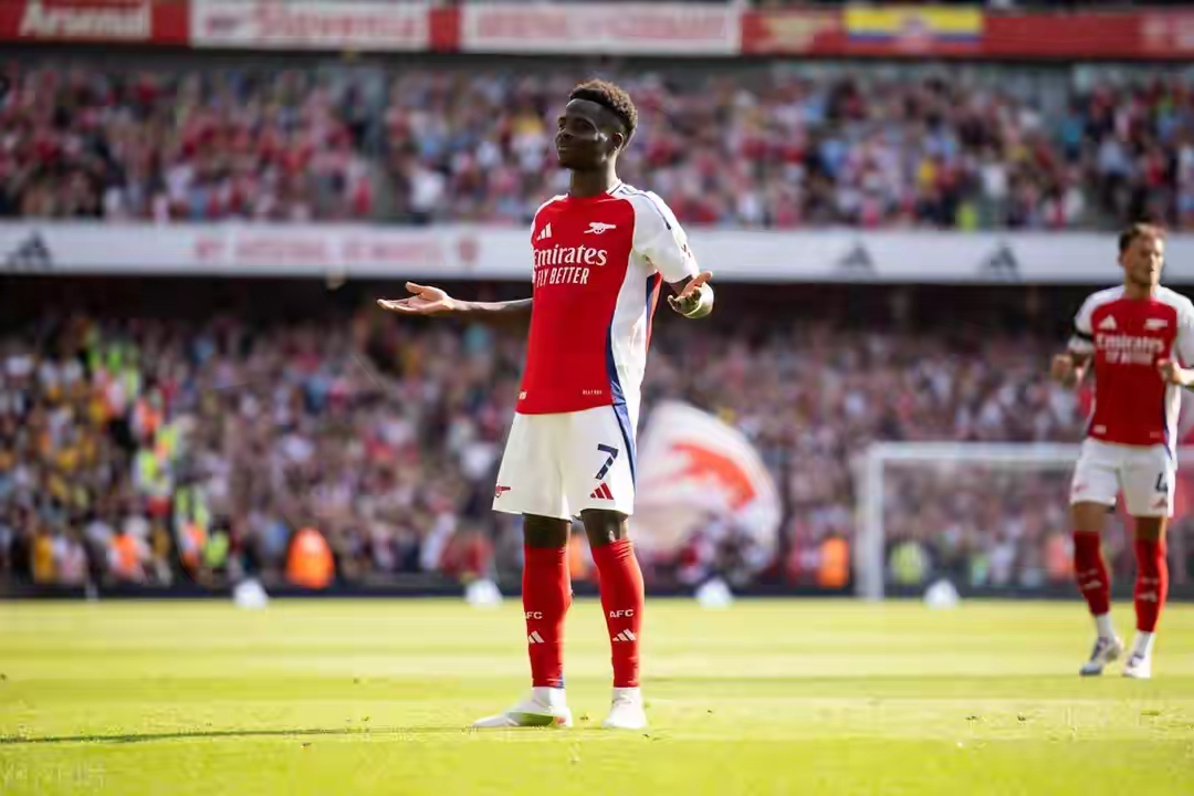 阿森纳客场不敌狼队,遭遇挫折 阿森纳客场不敌狼队,遭遇挫折