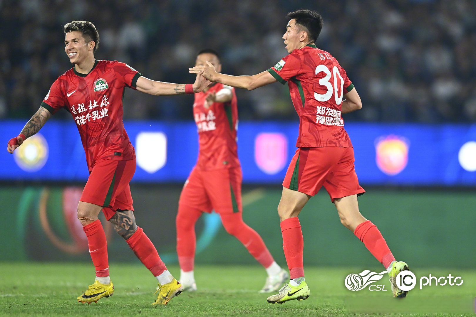 九游体育在线登录-中场策应升级，球队蓄势待发